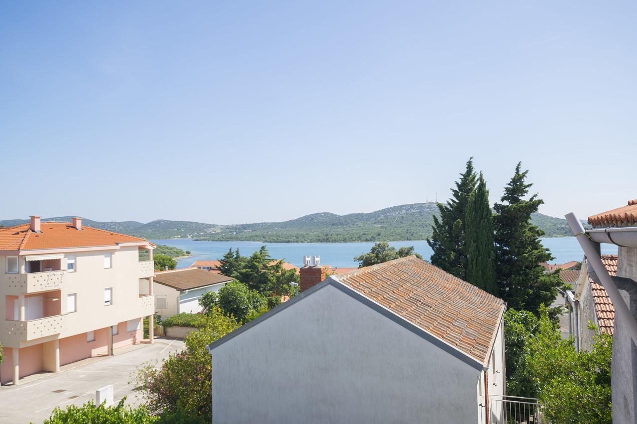 Apartments Katarina Pirovac Εξωτερικό φωτογραφία