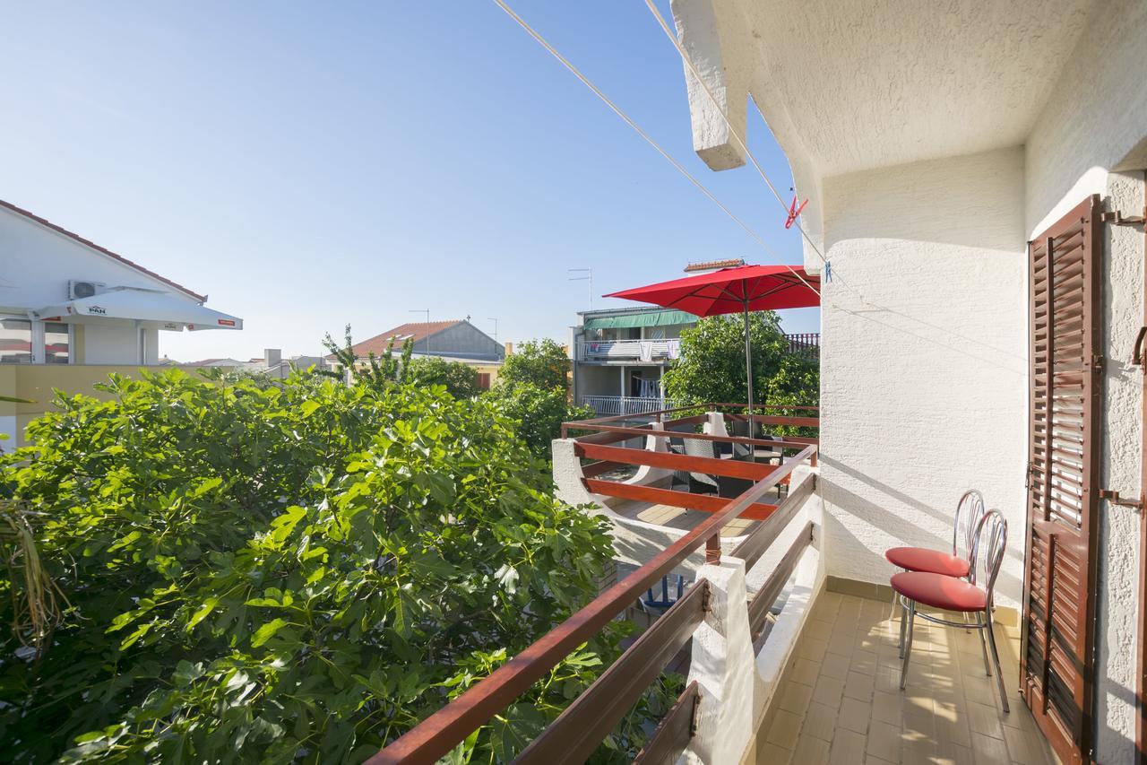 Apartments Katarina Pirovac Εξωτερικό φωτογραφία